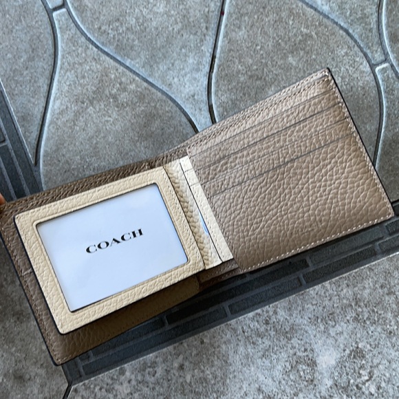 Coach 3-in-1 wallet in Colorblock w/ Horse & Carri - Picture 6 of 16